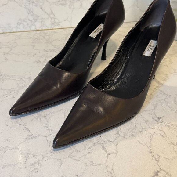 Prada Ebony (Dark Brown) Nappa Vitello leather pump - Picture 10 of 13